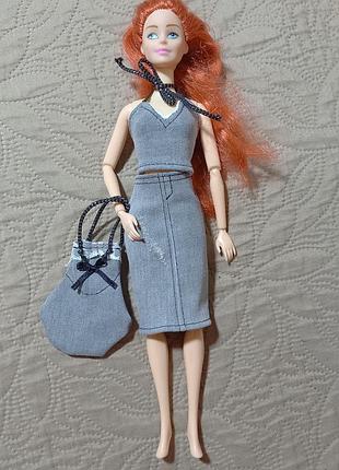 Набор одежды на куклу барби