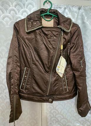 Стильная куртка-косуха с перламутровым отливом евро-зима,осень🍁