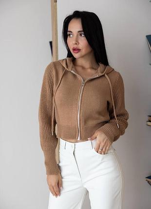 Кофта на блискавці