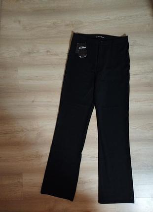 Жіночі чорні нові джинси фірми ,,лексус,,