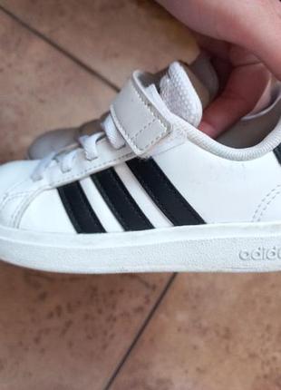 Кроссовки детские adidas