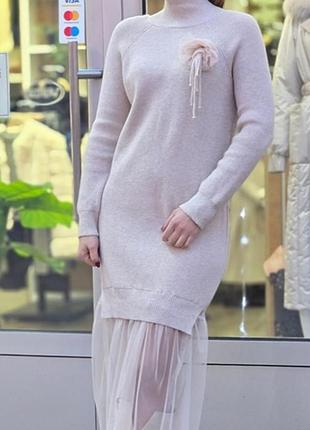 Трикотажное платье миди с фатином