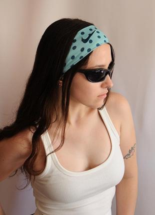 Повʼязка nike на голову в горох горошок блакитна бандана стрічка еластична хедбенд фітнес спорт аксесуар спортивний обруч для тренувань