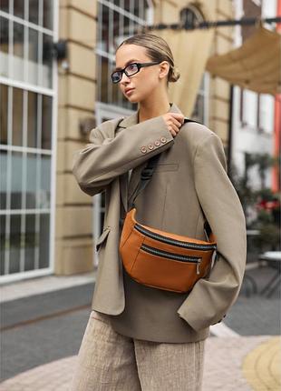 Большая женская кожаная сумка на пояс бананка sambag tirso max рыжая