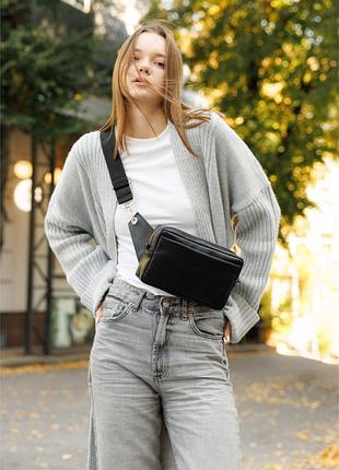 Женская кожаная сумка бананка sambag harvi черная