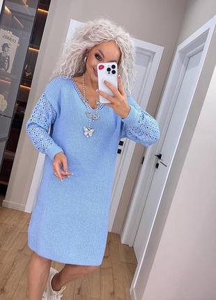 Универсальное вязаное женское платье