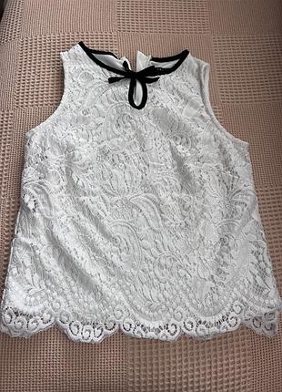 Красива боузка на дівчинку з мережива на 10 років