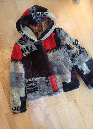 Трендовая яркая шуба desigual эко-шуба полушубок с капюшоном стильная короткая шубка