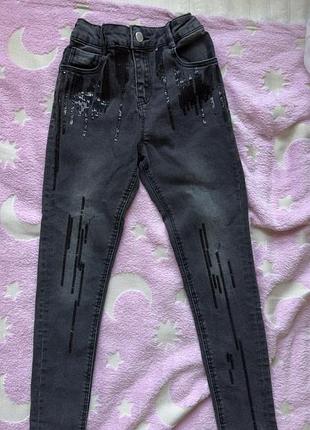 Класичні джинси скіні на дівчинку