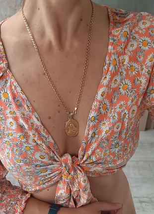 Новый красивый актуальный топ блуза