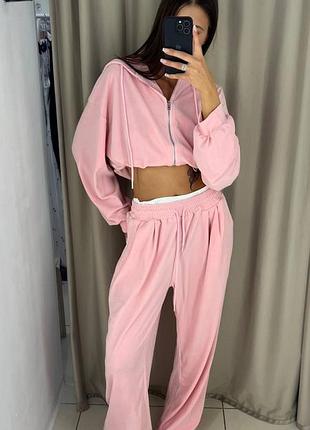 Невероятно мягкий и комфортный женский костюм, низ кофты и брюк на затяжках