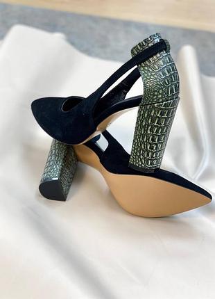 Туфлі човники шкіряні в ексклюзивному крокодилі