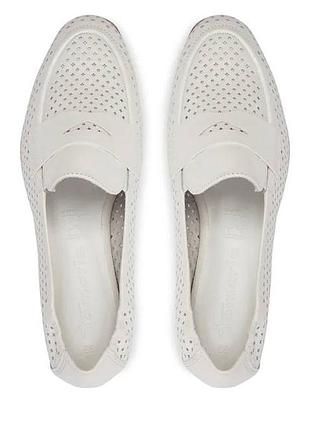 Лоферы женские белые 24210 tamaris