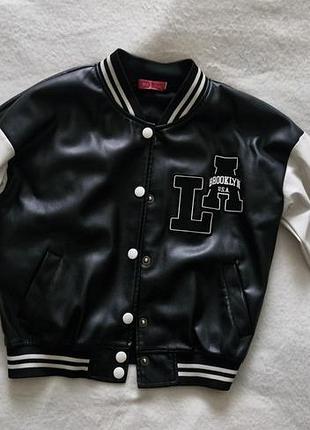 Модный бомбер