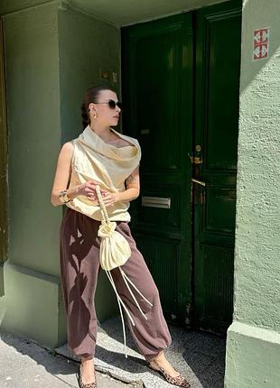 Шикарный асимметричный топ цвета сливочного масла zara
🌷🌷🌷🌷🌷🌷🌷