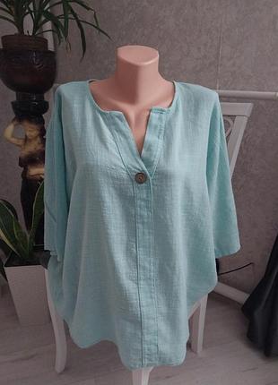 Красива мятного кольору блуза