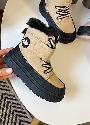 Зимние дутики на девочку