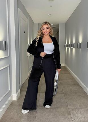 Универсальный женский велюровый костюм