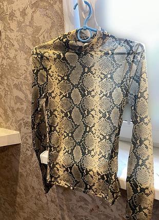 Дуже гарна кофтинка