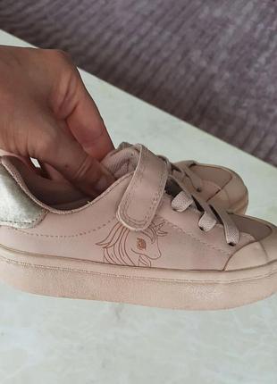 Кросівки н&m