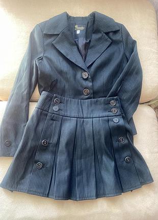 Шкільний костюм