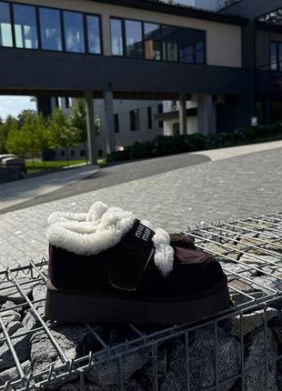 Черевики жіночі