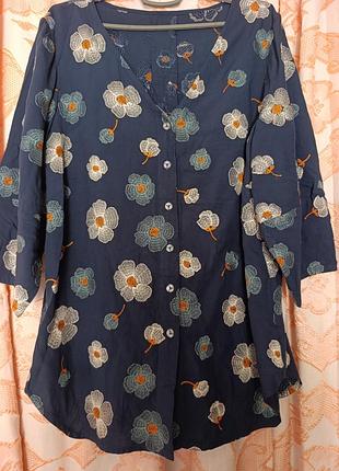 Красивая блузка, женская, вышитая.