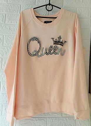 Красивый женский свитшот