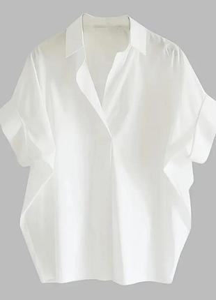 Рубашка - футболка женская, с красивым декольте, размер m-l