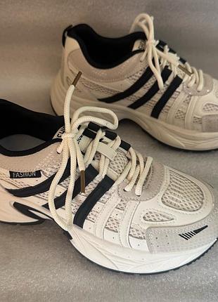 Кросівки гарної якості