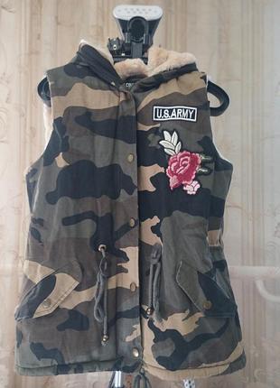 Жилетка демисезонная на меху