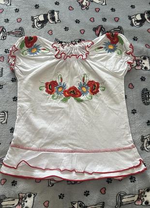 Футболка вышиванка 110-116 см на девочку