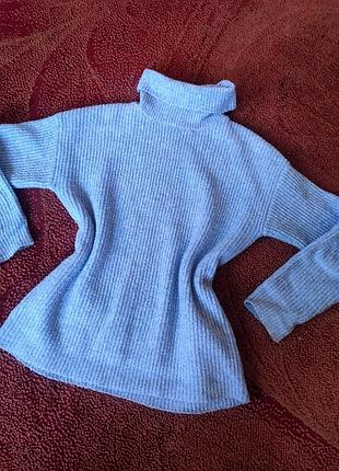 Свитер вязаный голубой