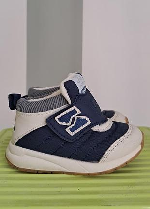 Хайтопи, черевики, кросівки теплі