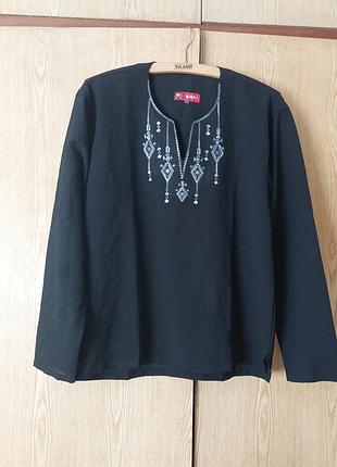 Черная блузка кроя в виде рубашки с вышивкой l