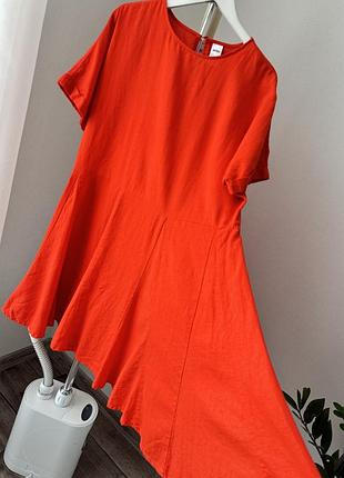 Помаранчева сукня з льону