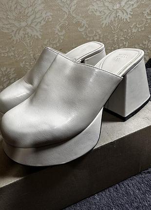 Сабо жіночі zara