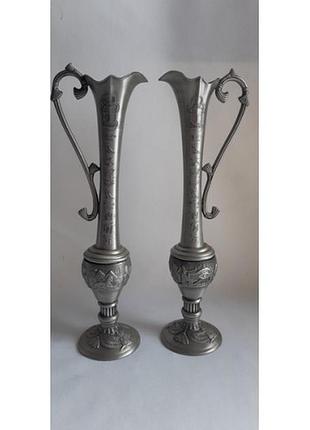 Пара кувшинов металл из египта
