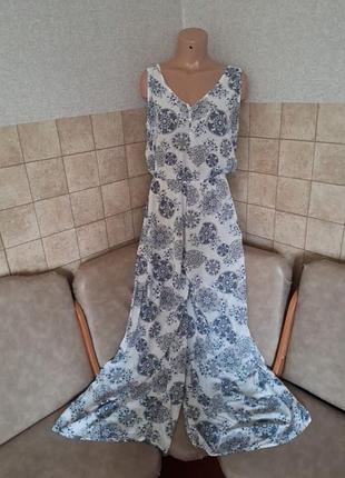 Нарядный комбинезон