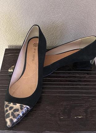 Човники лодочки на стійких підборах з натуральної замши з леопардовим декором р. 39