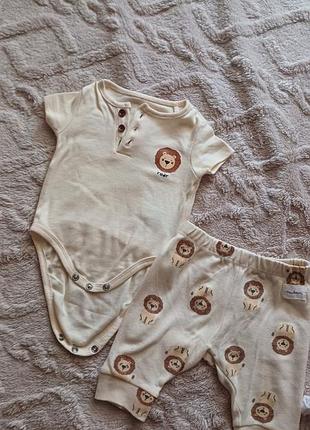 Костюмчик з тигриком 62 р на 0-3 м.