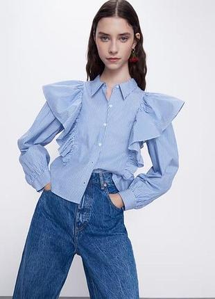 Блузка zara с рюшами m в полоску на пуговицах