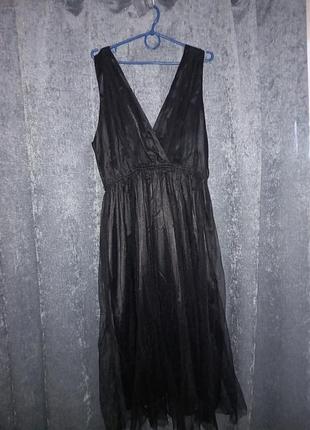 Черное платье