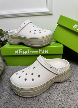 Жіночі крокси в білому кольорі crocs classic stacked clog white