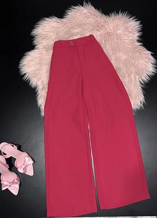 Малинові широкі штани від mango класичні брюки