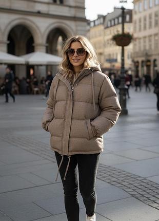 Зимовий дуже теплий пуховик