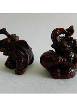 Статуэтка слон с шаром и слон, камень полистоун