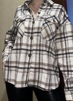 Жіноча тепла сорочка в клітинку