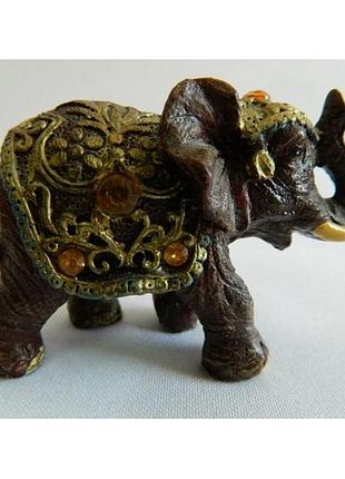 Статуэтка слон полистоун, коричневый с попоной