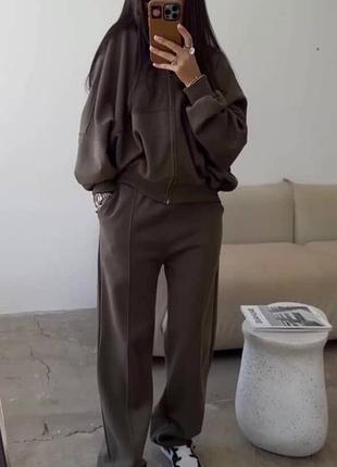 Спортивний костюм жіночий